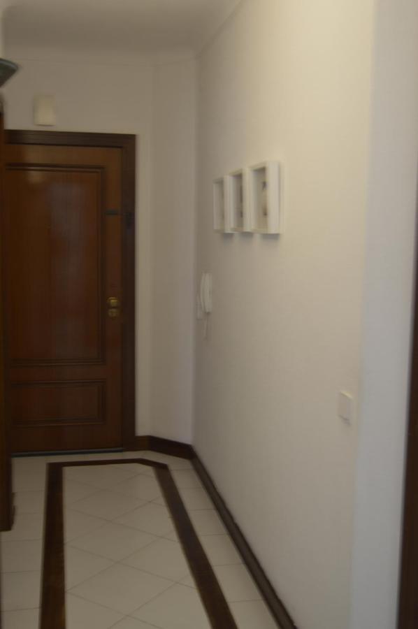 Apartamento Proximo Da Marina Vilamoura C/Piscina E Estacionamento Exterior photo