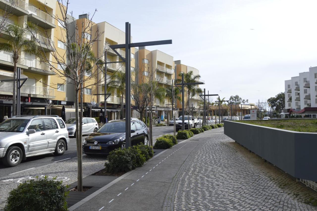 Apartamento Proximo Da Marina Vilamoura C/Piscina E Estacionamento Exterior photo